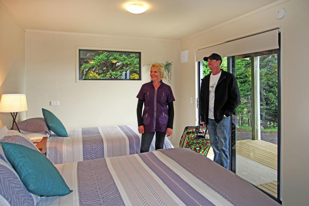 Clevedon Auckland Country Cottages חדר תמונה